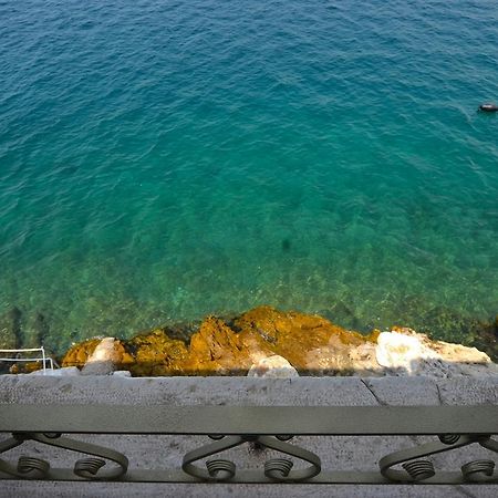 Arnolongo B4 Sea View Hotel Rovinj Luaran gambar