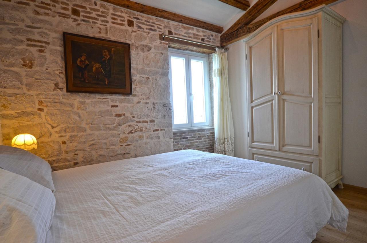 Arnolongo B4 Sea View Hotel Rovinj Luaran gambar
